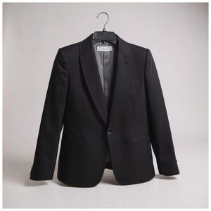 Tahari Woman’s Suit Separate Business Blazer. Black. Size 6